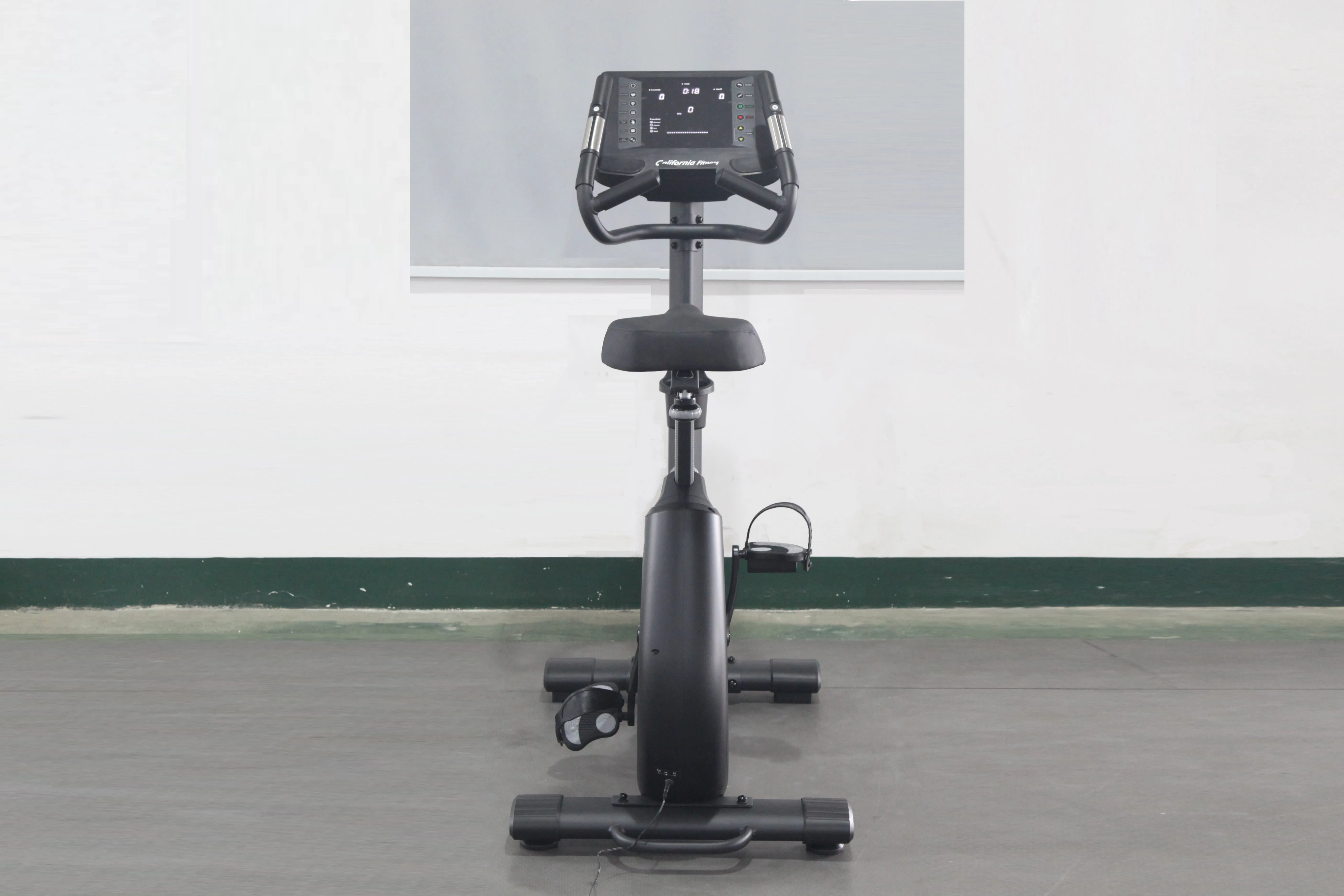 California Fitness U8 Upright Exercise Bike (💥MEMORIAL DAY SALE)
