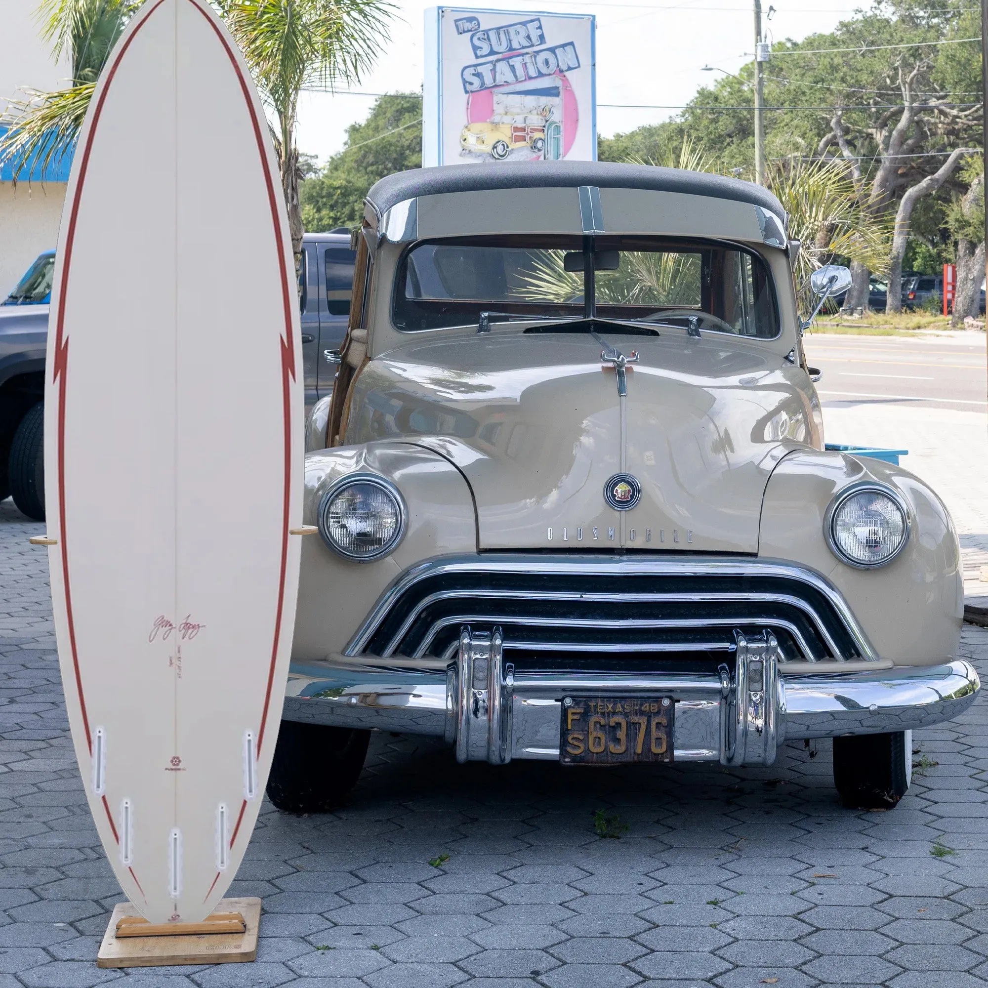 Gerry Lopez Squirty Fusion HD 6'6 Surfboard - Futures