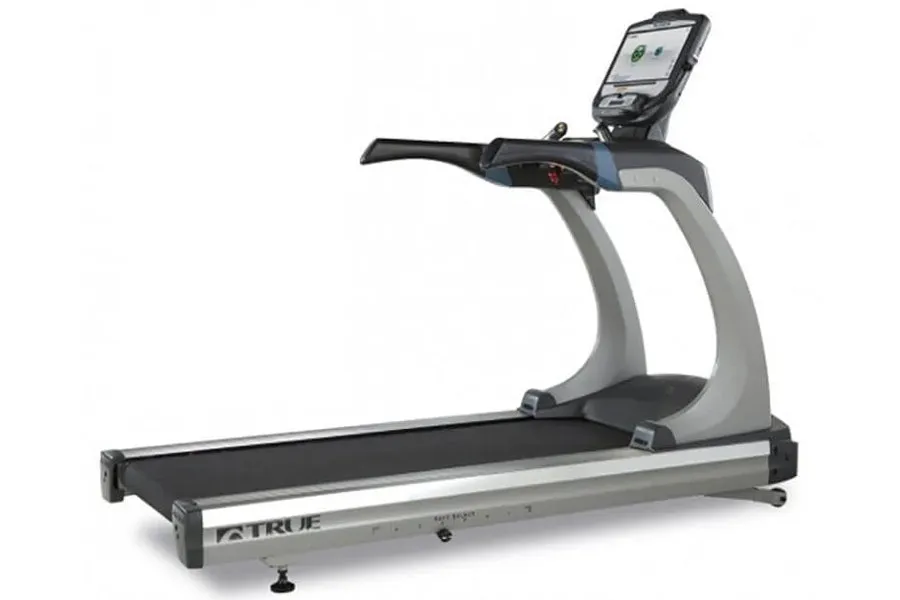 TRUE ES900 Treadmill  **SOLD**