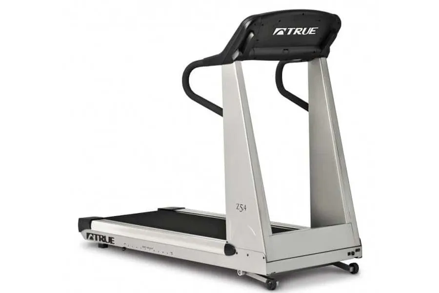 TRUE Z5.4 Treadmill With 9" TouchScreen Console